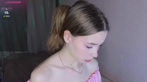 Snapshot of vitterrick chatting on 8, 11, 2025 vitterrick online show from 8, 11, 2025