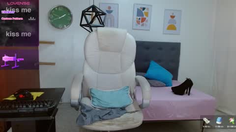 VITTORIA  online show from 21, 1, 2025