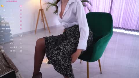 Snapshot of vivian_cb chatting on 15, 12, 2024 Vivian online show from 15, 12, 2024