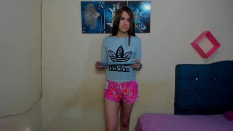 Snapshot of vivianalatin chatting on 21, 10, 2025 instagram Viviana73215 online show from 21, 10, 2025