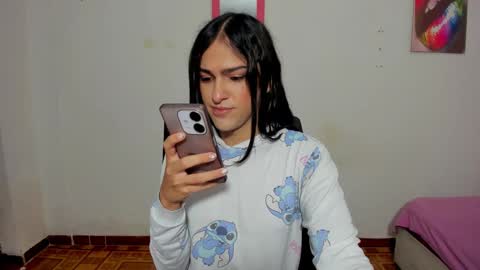 instagram Viviana73215 online show from 22, 2, 2026