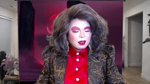 Snapshot of vivianfrost chatting on 5, 4, 2026 VivianFrosty online show from 5, 4, 2026