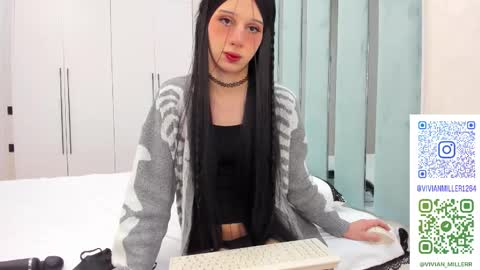 Vivian online show from 18, 12, 2025