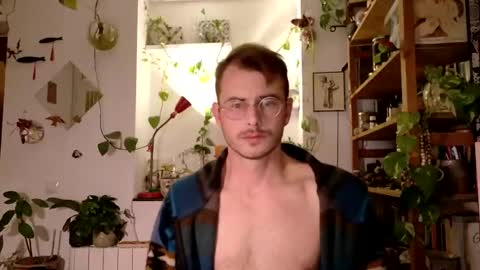 Snapshot of vivid_ether chatting on 14, 1, 2025 Viv online show from 14, 1, 2025