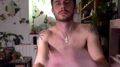 Snapshot of vivid_ether chatting on 1, 3, 2025 Viv online show from 1, 3, 2025