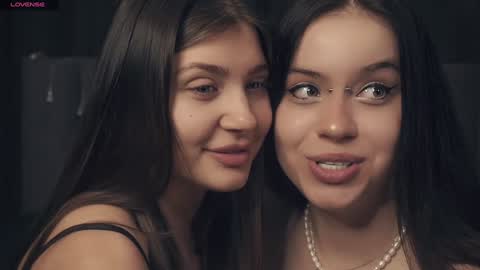 Nelly and Mari online show from 30, 1, 2025