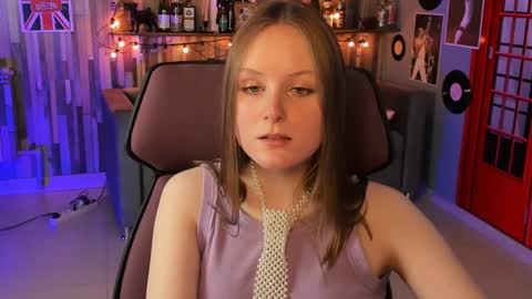 Vivien online show from 5, 12, 2024