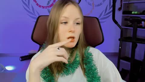 Vivien online show from 31, 12, 2024