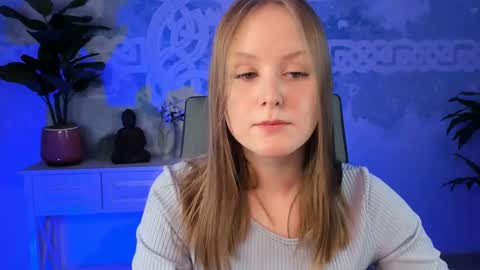 Vivien online show from 1, 3, 2025