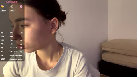 Vivi online show from 12, 1, 2026