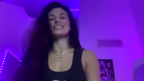 vixenblade online show from 7, 3, 2026