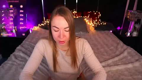 Snapshot of vixenmuse chatting on 11, 3, 2026 Ur Lady online show from 11, 3, 2026