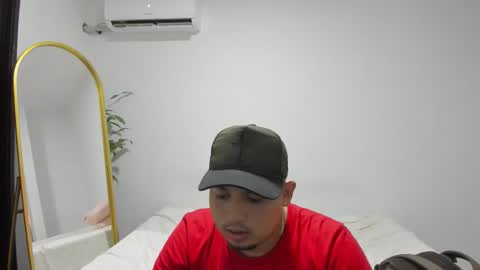 Snapshot of volt_boy57 chatting on 6, 11, 2025 volt_boy57 online show from 6, 11, 2025