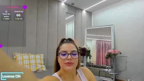 von_dee online show from 27, 9, 2025