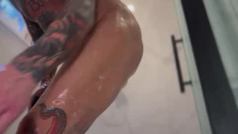 Snapshot of vonbixxx chatting on 20, 2, 2025 Von B online show from 20, 2, 2025