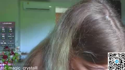 Snapshot of vopooo chatting on 2, 3, 2026 Aliceinst magic crystalll online show from 2, 3, 2026