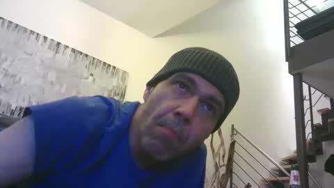 voyeuredeluxe online show from 3, 2, 2026