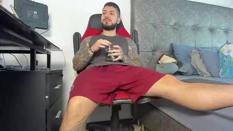 vyxen_ online show from 4, 2, 2026