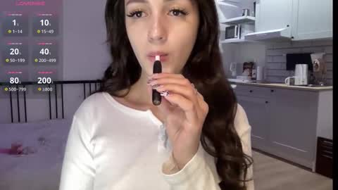 Alice  Before pvt write to me in PM  online show from 20, 10, 2025