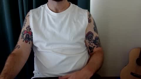 Snapshot of waguylooking chatting on 19, 1, 2026 waguylooking online show from 19, 1, 2026