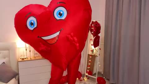 Snapshot of wanda_robinson chatting on 15, 2, 2025 Wendy. Hello Honeys Ill see you 2nd 5th 7th this week love you3 online show from 15, 2, 2025