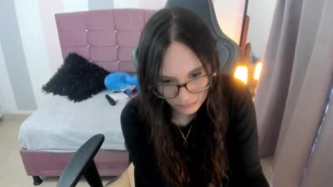 Alexandra online show from 25, 9, 2025
