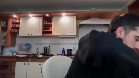 Snapshot of wat___sapbody chatting on 28, 10, 2025 wearetwo online show from 28, 10, 2025