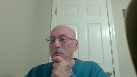 watchplaycum online show from 5, 1, 2025