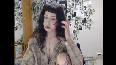 Mina online show from 6, 10, 2025