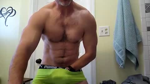 waynekent80 online show from 3, 2, 2026