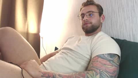 Wayne online show from 4, 12, 2025