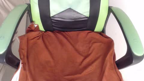 Trixie 3 online show from 16, 10, 2025