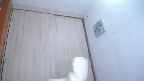 we_we77 online show from 19, 12, 2024