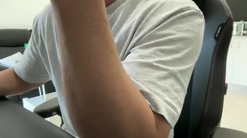 Weapon X online show from 5, 11, 2025