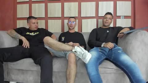 Jhonny Dick  his neighbors. online show from 22, 2, 2025
