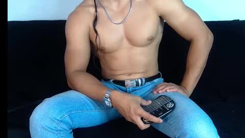 Snapshot of webcamjl chatting on 28, 11, 2025 Balruk online show from 28, 11, 2025