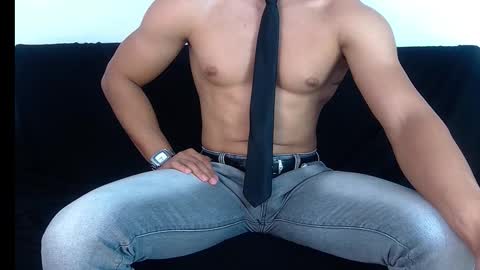 Snapshot of webcamjl chatting on 3, 12, 2025 Balruk online show from 3, 12, 2025