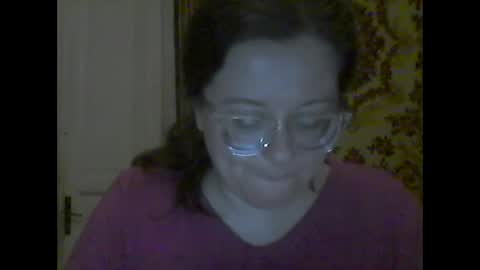 Snapshot of webgirl2 chatting on 11, 11, 2025 Marina online show from 11, 11, 2025
