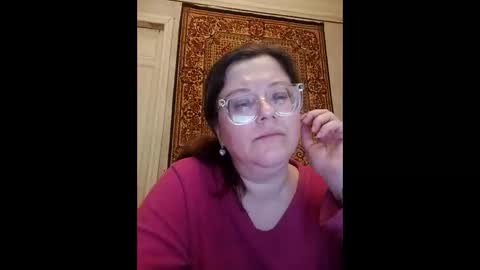 Snapshot of webgirl2 chatting on 12, 11, 2025 Marina online show from 12, 11, 2025