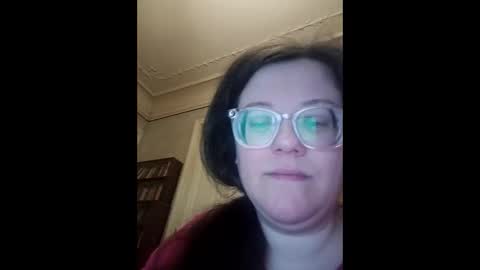 Snapshot of webgirl2 chatting on 1, 12, 2025 Marina online show from 1, 12, 2025