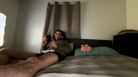 Snapshot of webthrow chatting on 29, 11, 2025 ShootingWebs online show from 29, 11, 2025