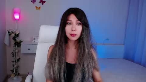 Wendi Foster online show from 27, 11, 2025