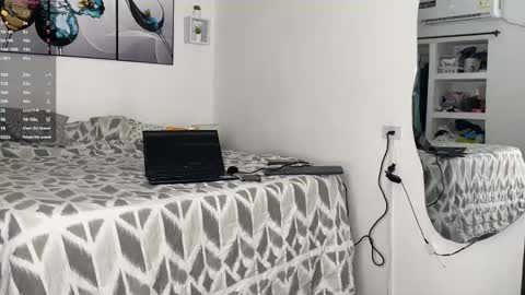 Wendy Alex online show from 31, 10, 2025