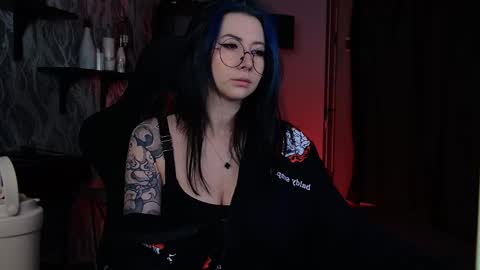 Snapshot of wesleegray chatting on 15, 12, 2025 little girl who is always rightLisa online show from 15, 12, 2025