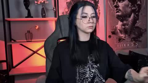 Snapshot of wesleegray chatting on 7, 1, 2026 little girl who is always rightLisa online show from 7, 1, 2026