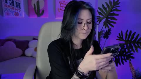 Snapshot of wesleegray chatting on 12, 1, 2026 little girl who is always rightLisa online show from 12, 1, 2026