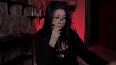 Snapshot of wesleegray chatting on 14, 1, 2026 little girl who is always rightLisa online show from 14, 1, 2026