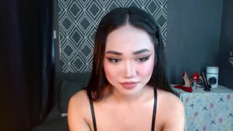 Snapshot of wet_kallista chatting on 23, 11, 2025 yana online show from 23, 11, 2025