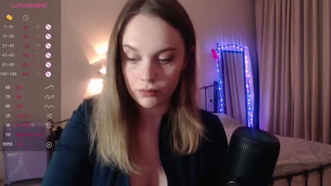 Lana online show from 15, 2, 2025