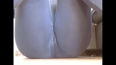 wet_pants2022 online show from 6, 3, 2025